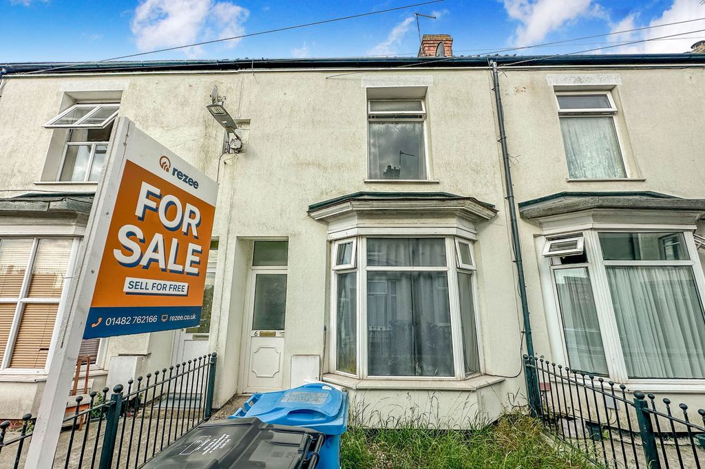Property photo 1 of 8