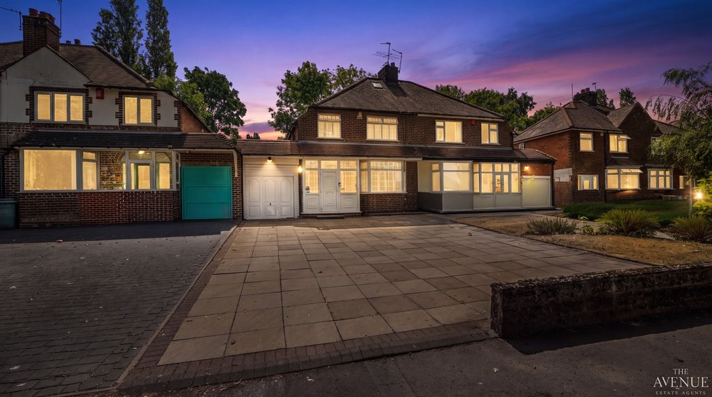Property photo 1 of 38 5317350