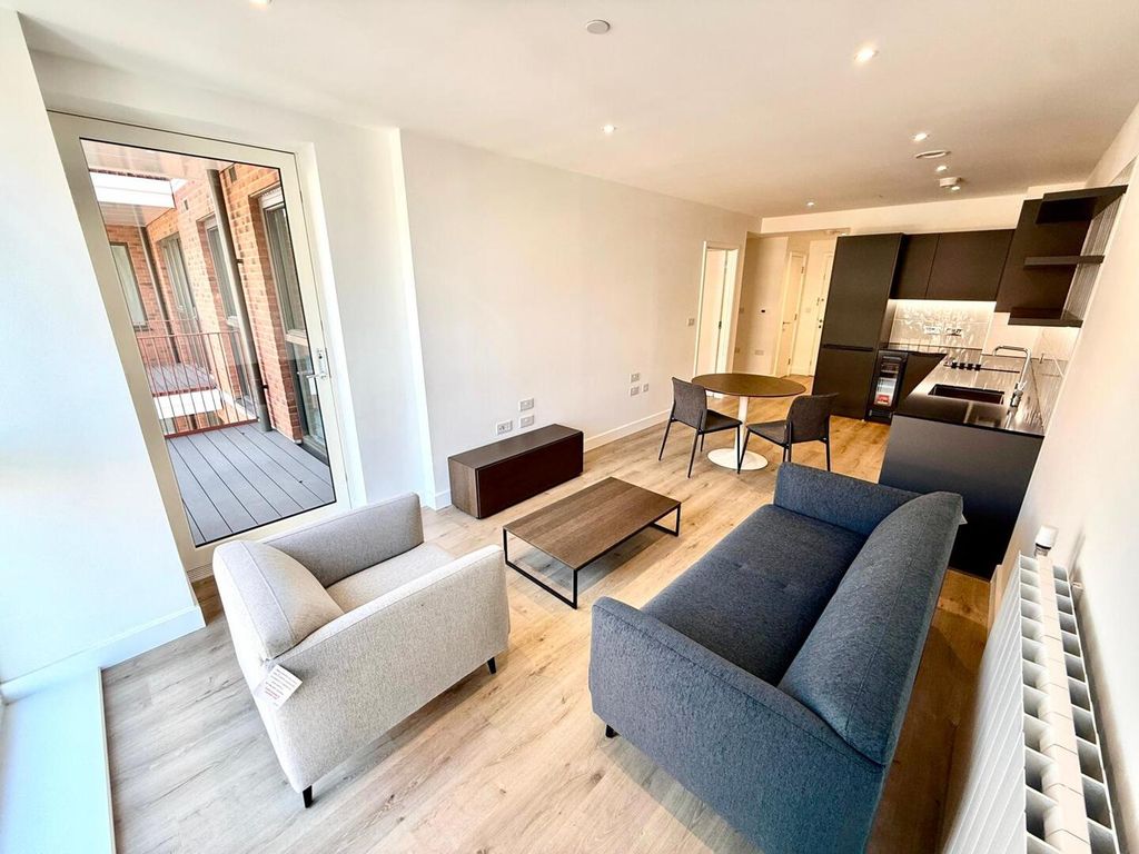 Property photo 1 of 9 Living Room