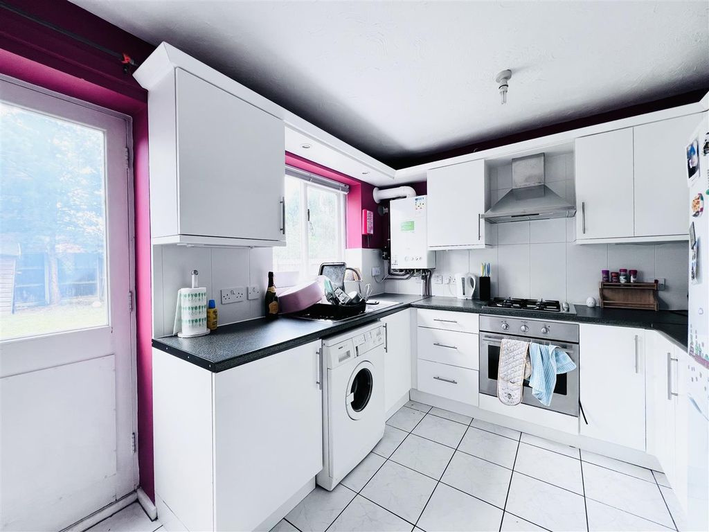 Property photo 3 of 11 Image00003.Jpeg