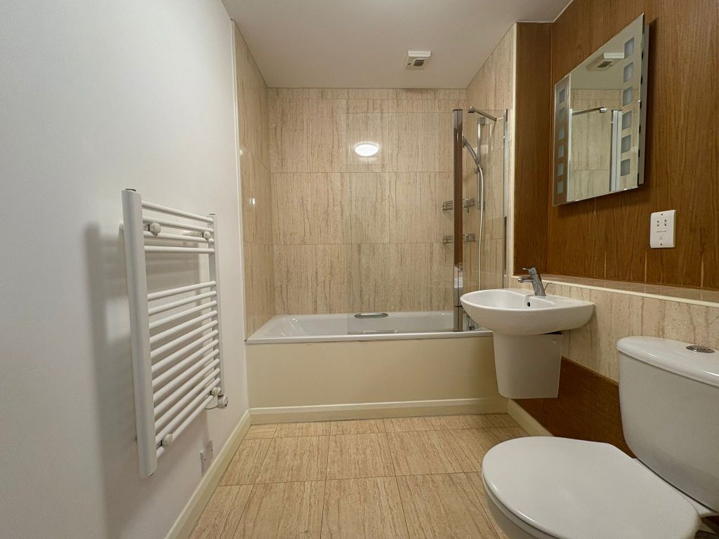 Property photo 1 of 2