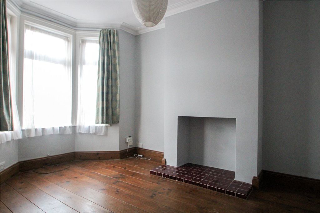 Property photo 2 of 13 Picture No. 09