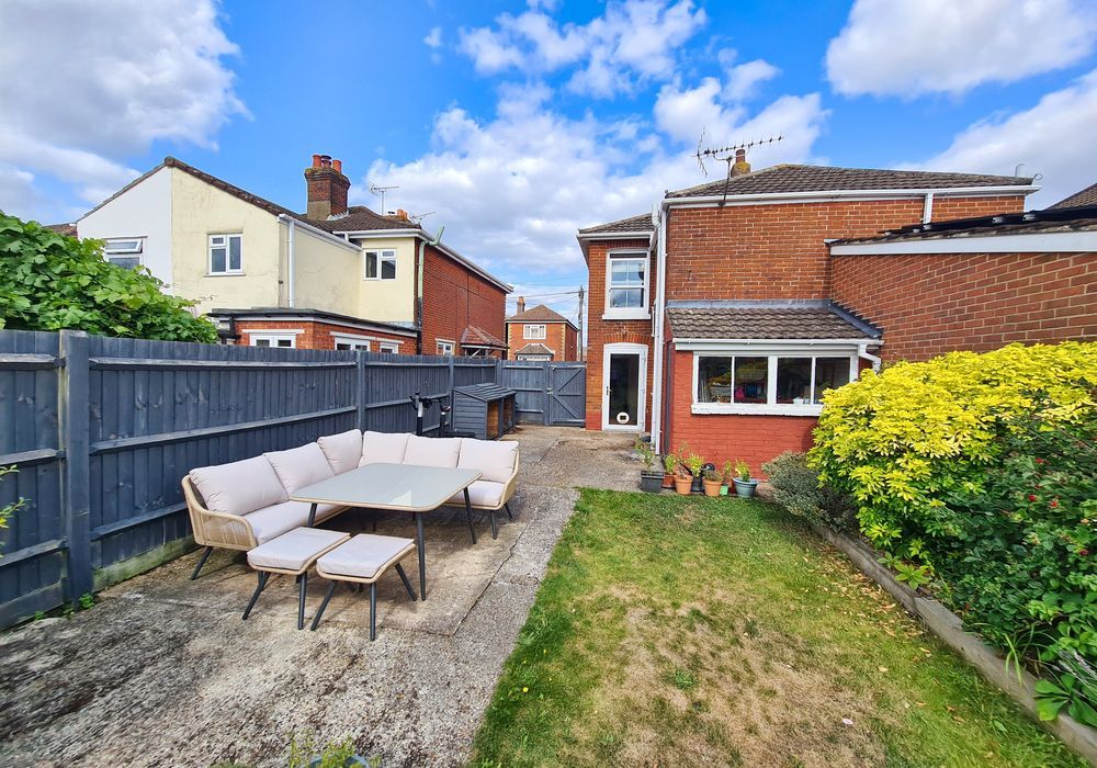 Property photo 3 of 18
