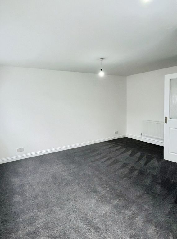 Property photo 2 of 23 4967734