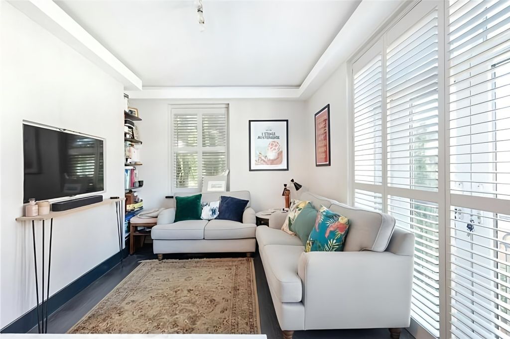 Property photo 2 of 12 Picture No. 42