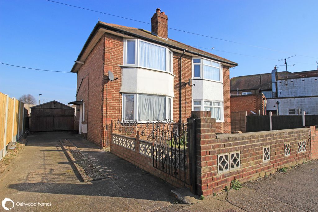 Property photo 1 of 10 Photo