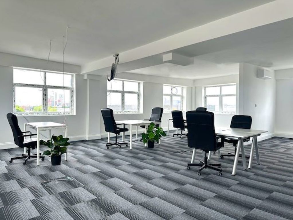 Property photo 3 of 5 Photo 2