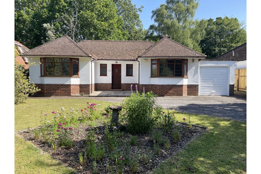 Property photo 1 of 18 Front View