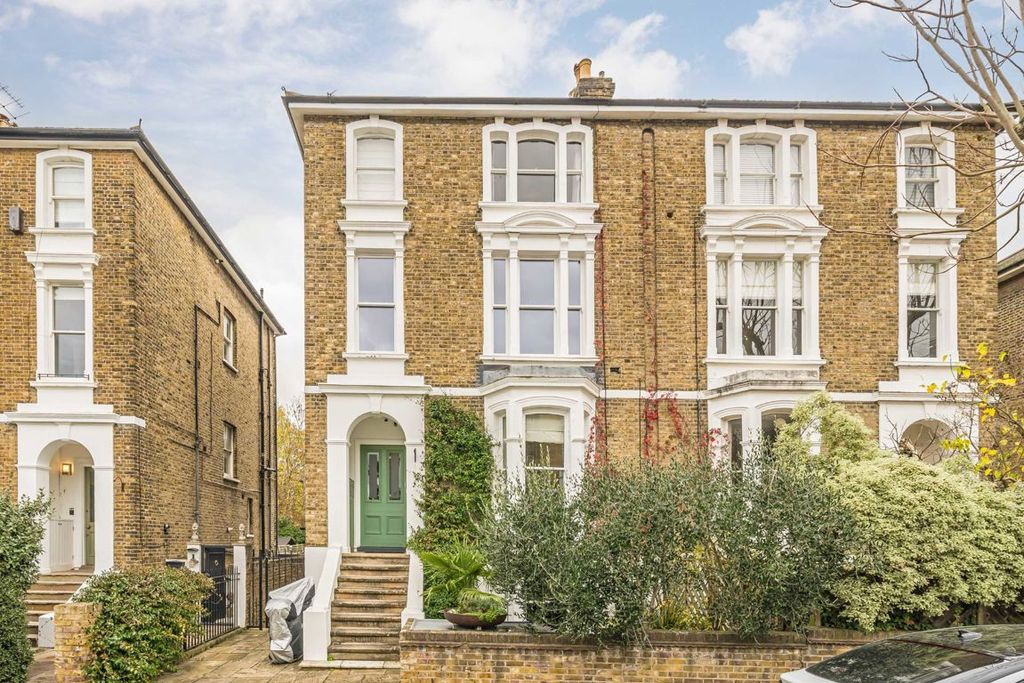 Property photo 1 of 5