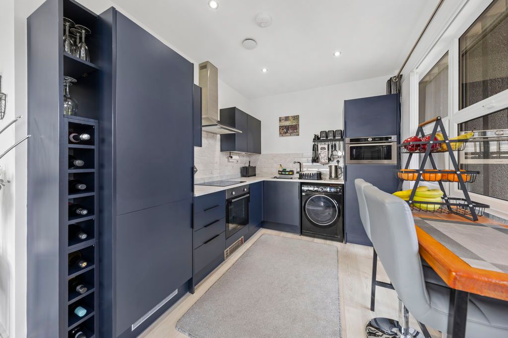 Property photo 3 of 22 Kitchen.