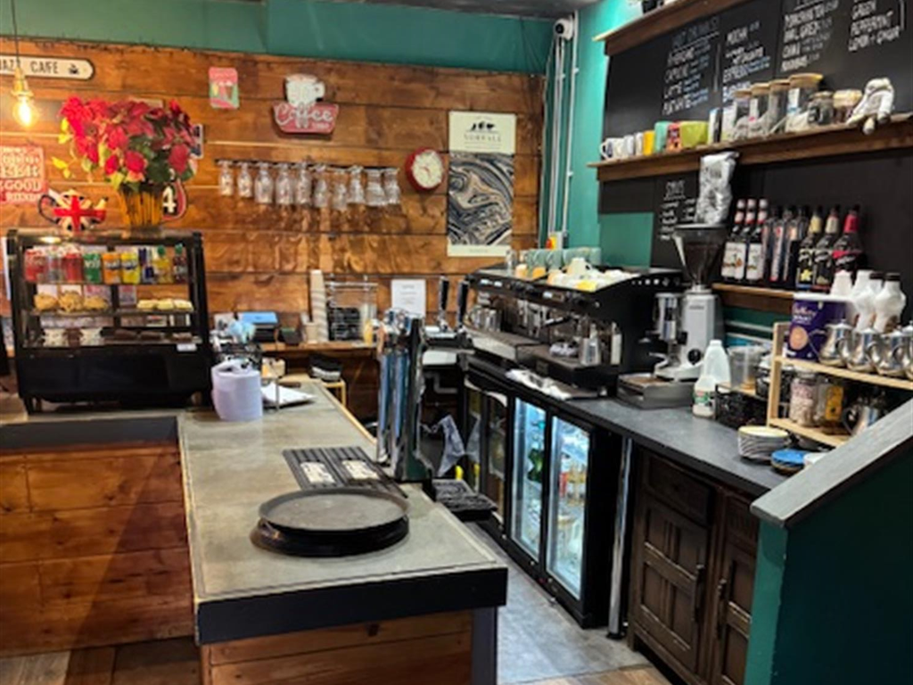 Property photo 2 of 8 Photo 1