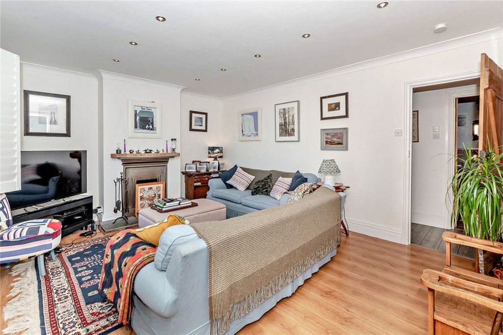 Property photo 2 of 14 Picture No. 02