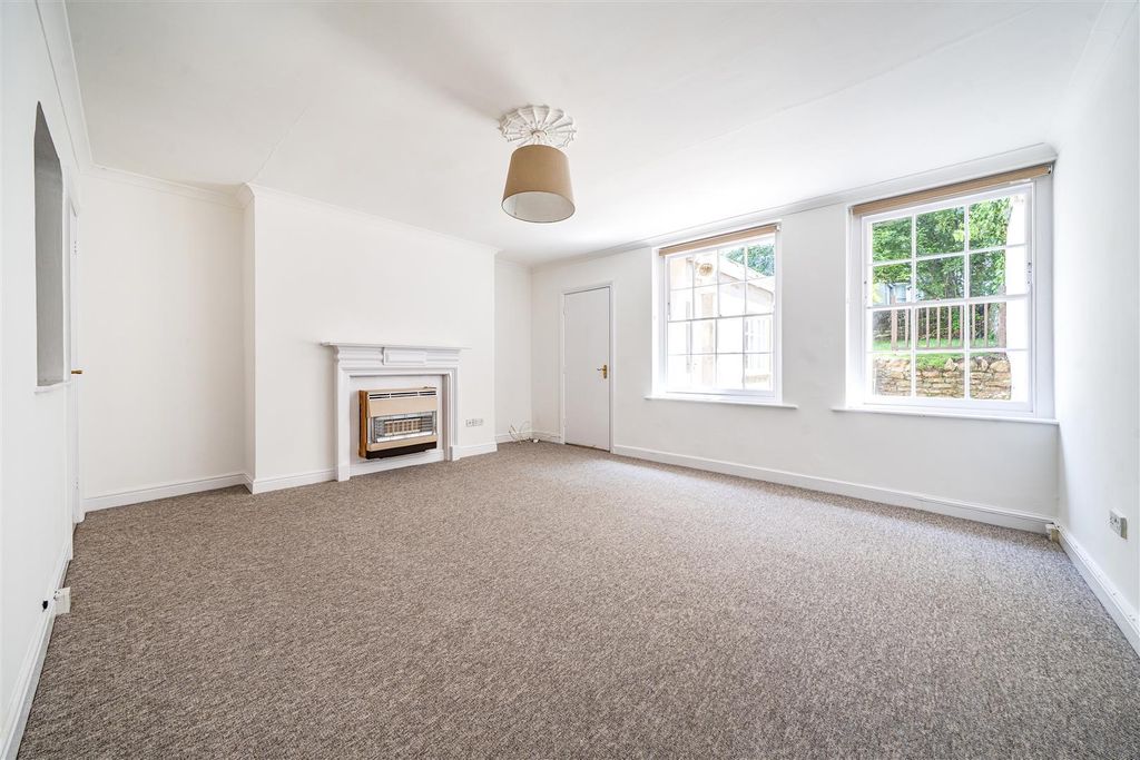 Property photo 2 of 18 1466592-5-6A16Ed195d568.Jpg
