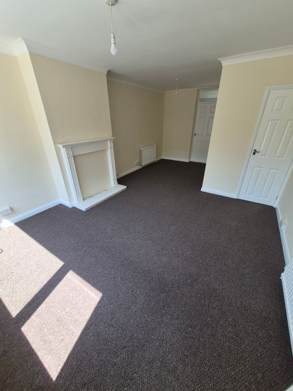 Property photo 2 of 10 Image