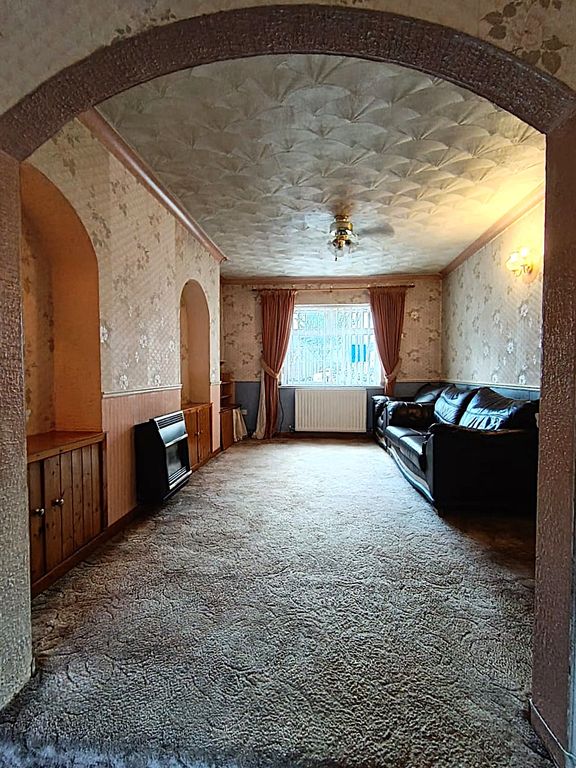 Property photo 3 of 19