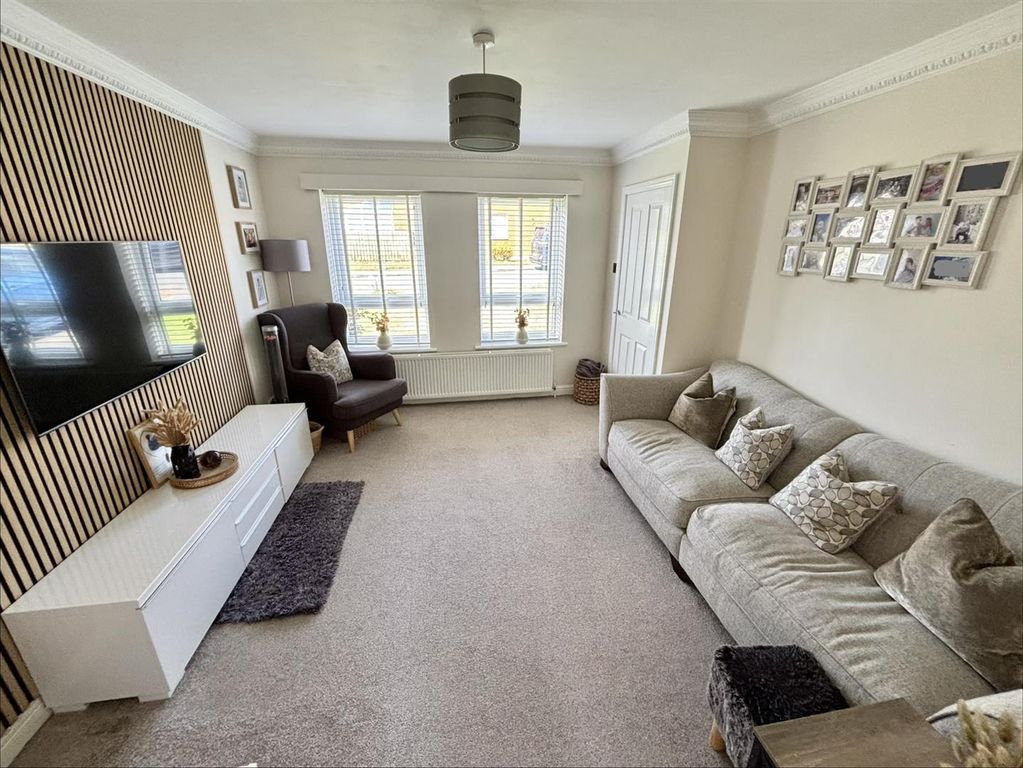 Property photo 2 of 14 Living Room