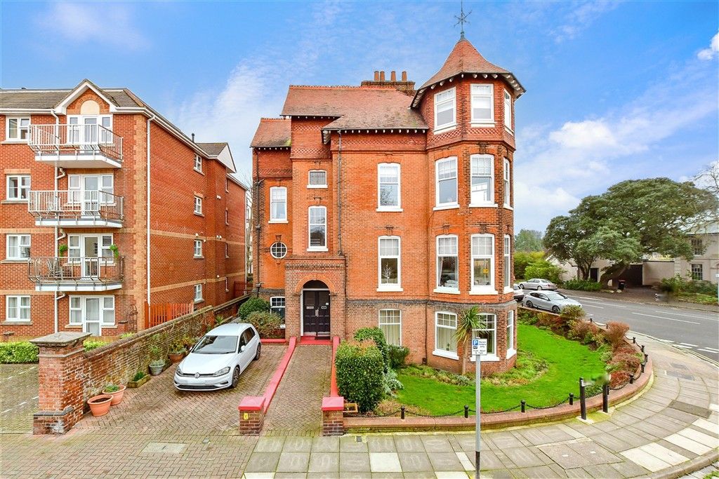 Property photo 1 of 10 Front (Web)