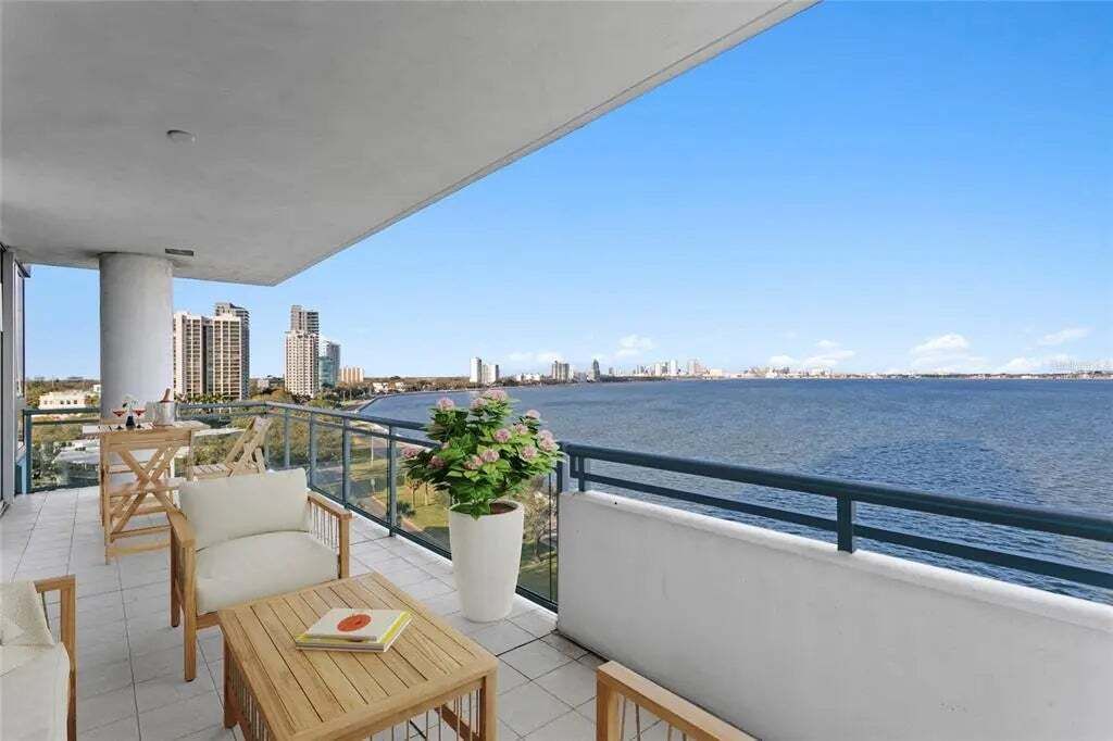 Property photo 3 of 20 <Alttext/>