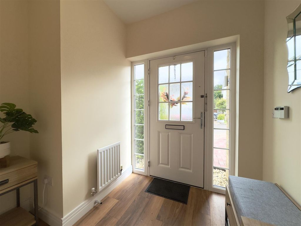 Property photo 2 of 37 Entrance