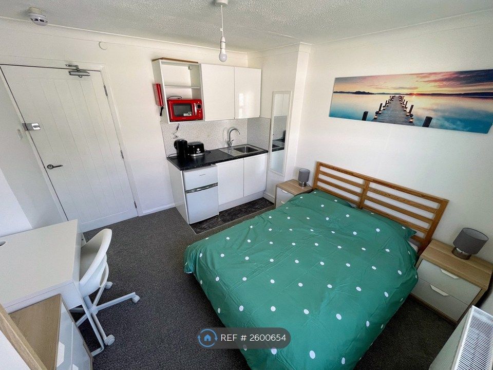 Property photo 3 of 4
