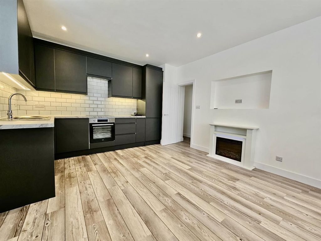 Property photo 1 of 7 Img_2414.Jpg
