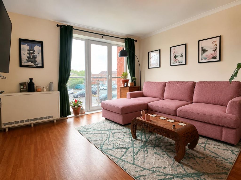 Property photo 2 of 7 Living Room