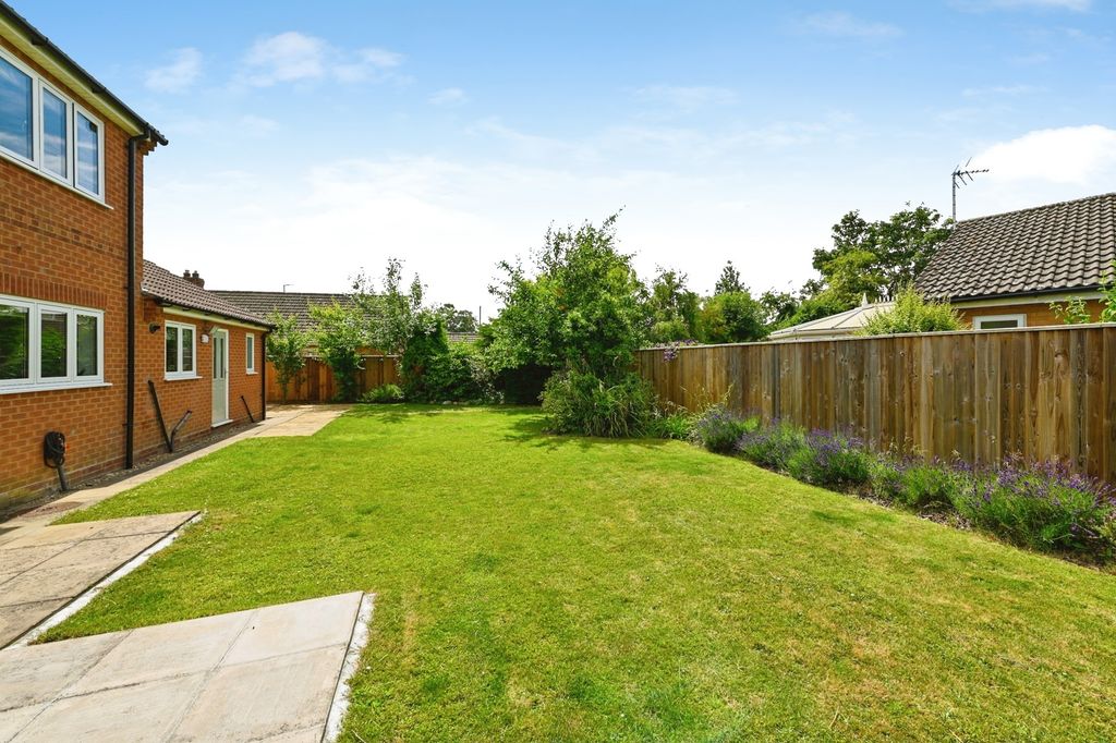 Property photo 3 of 23 Pbox-Img.Jpg