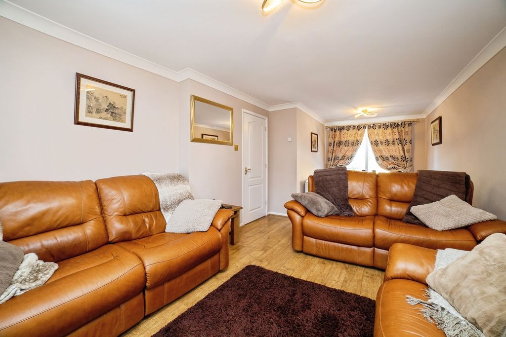 Property photo 2 of 18 Pbox-Img.Jpg