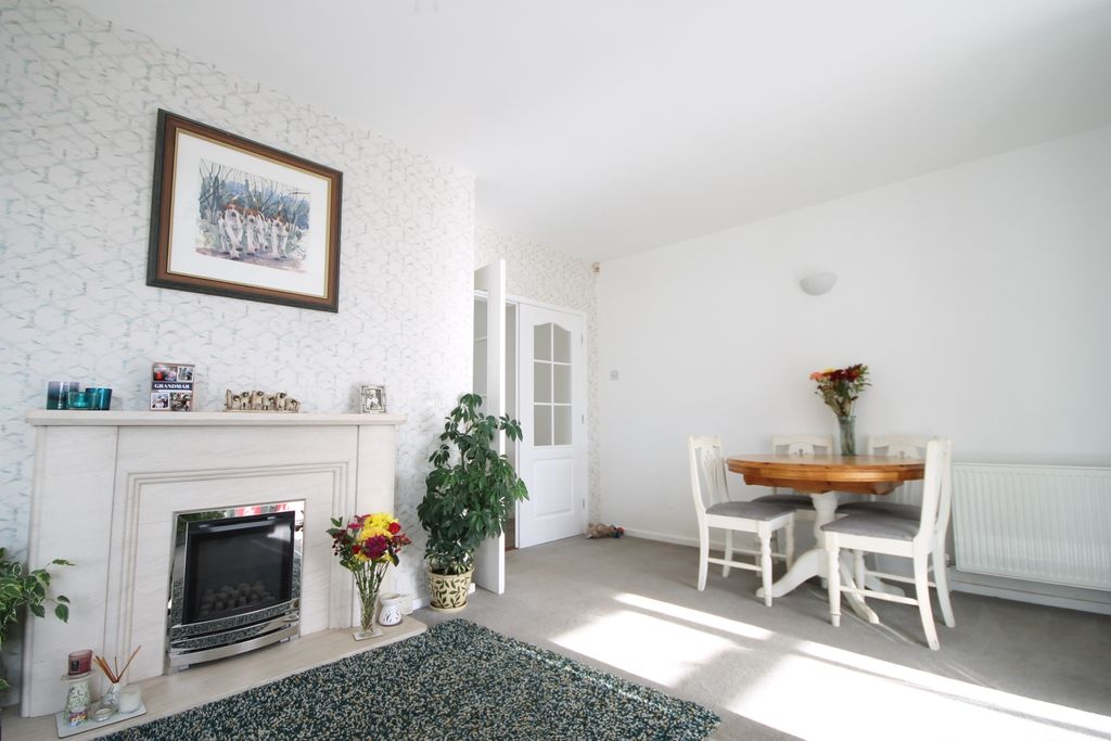 Property photo 3 of 12 Img_7568