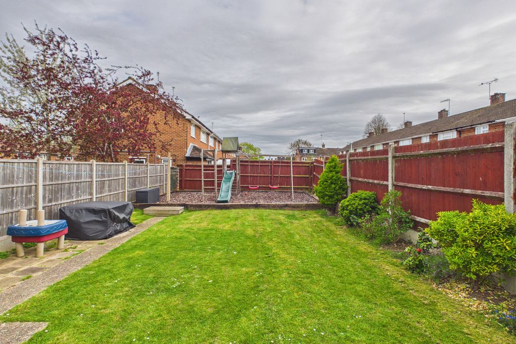 Property photo 3 of 23