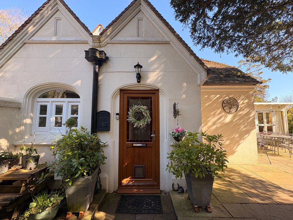 Property photo 1 of 16