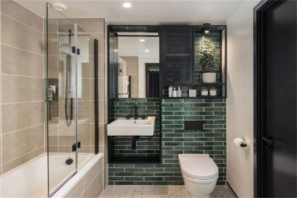 Property photo 3 of 9 Bathroom