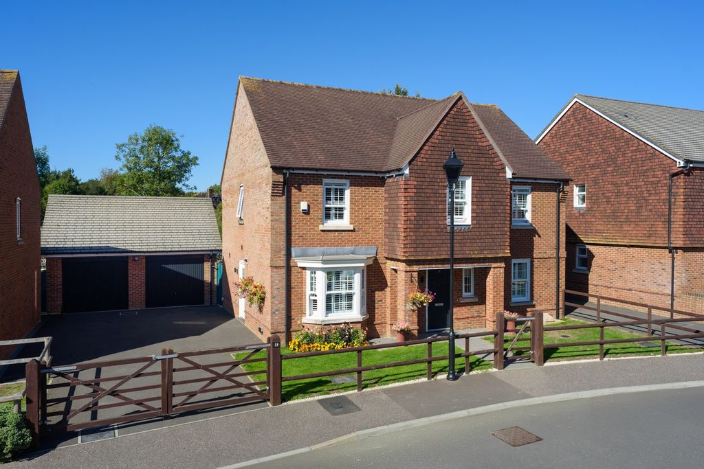 Property photo 1 of 26 5530624