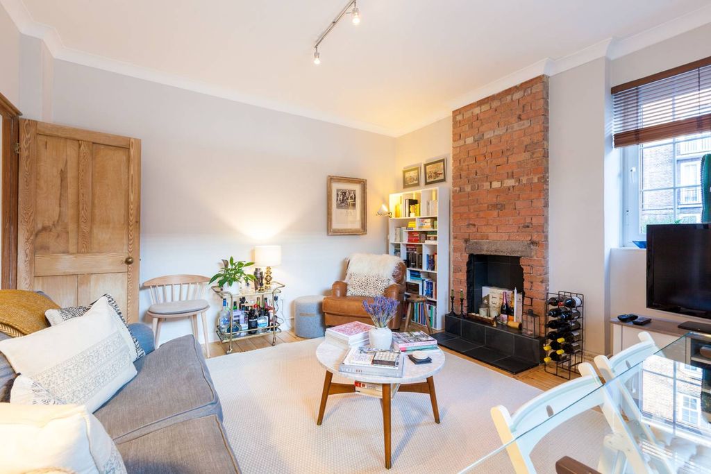 Property photo 3 of 10