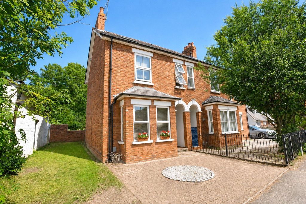 Property photo 1 of 14 Picture No. 24