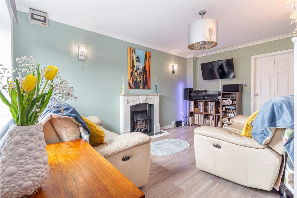 Property photo 3 of 21 Living-Room-1.Jpg