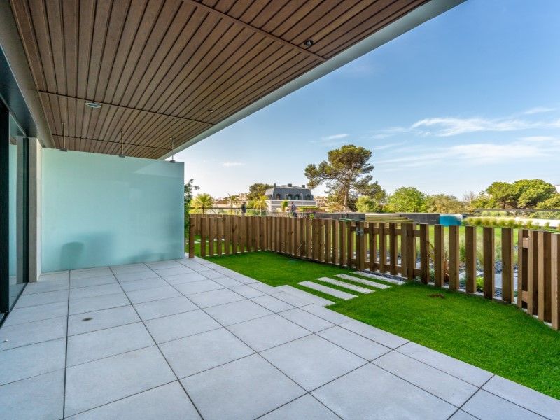 Property photo 2 of 48