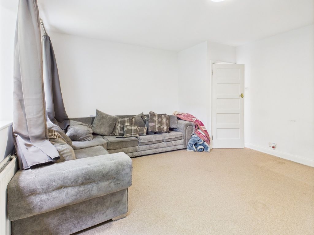 Property photo 2 of 13 4332501