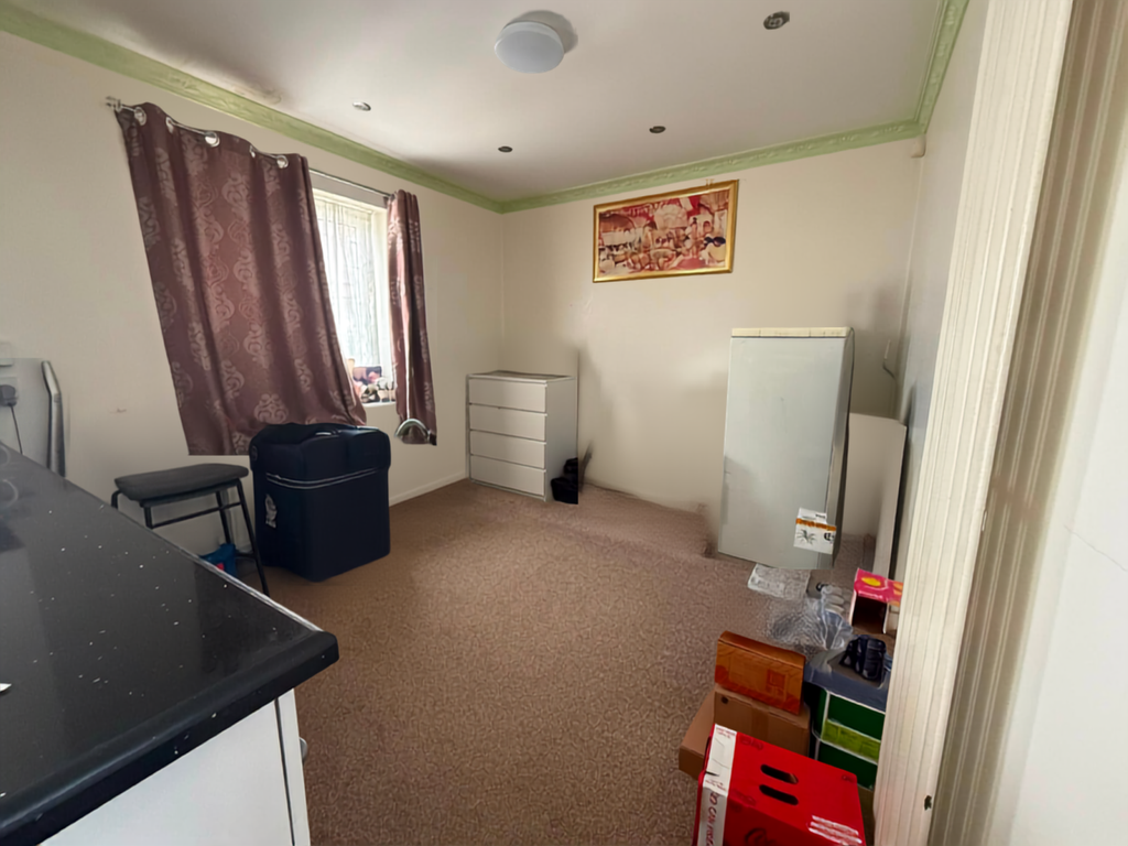Property photo 2 of 12 Untitled Design (16)