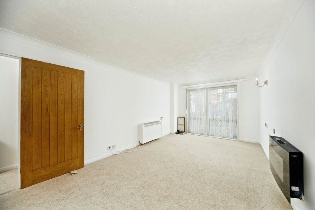 Property photo 2 of 17 Photography
