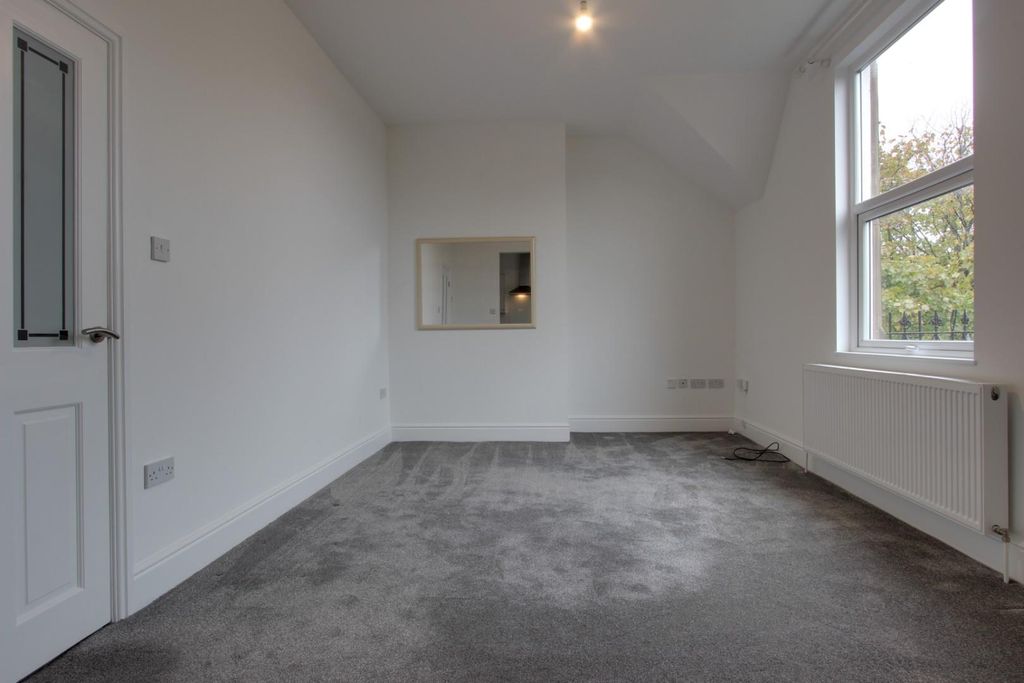 Property photo 3 of 11 Img_3759-Img_3761.Jpg