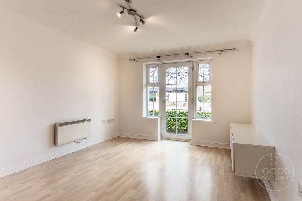 Property photo 2 of 11