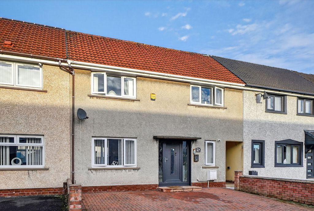 Property photo 1 of 25