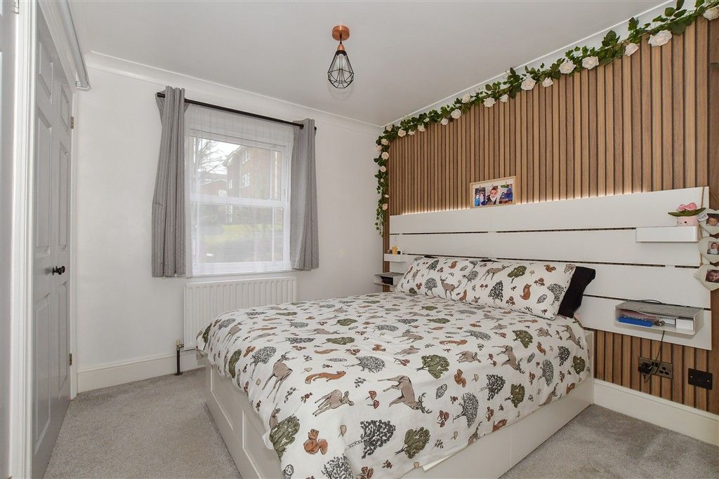 Property photo 1 of 11 Bedroom