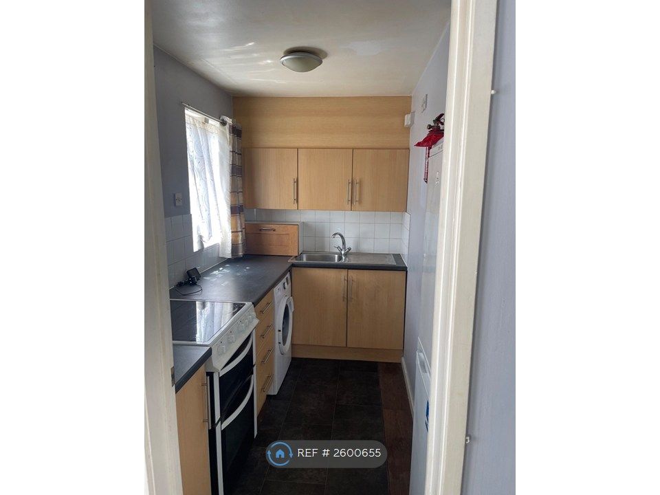 Property photo 2 of 3