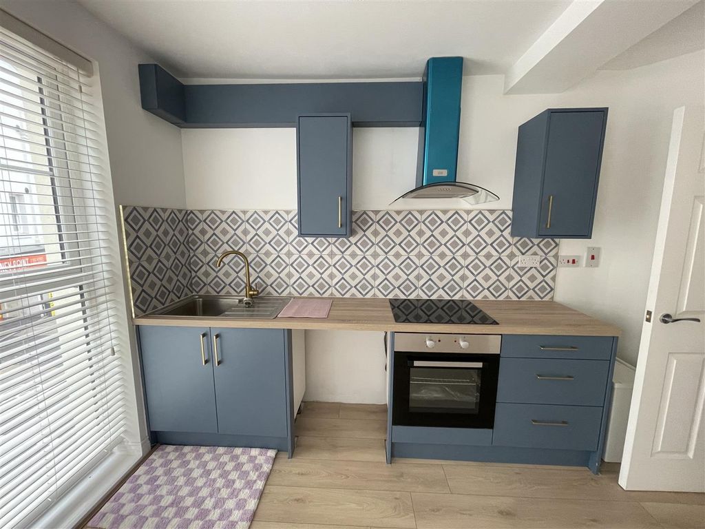 Property photo 2 of 6 Img_5571.Jpeg