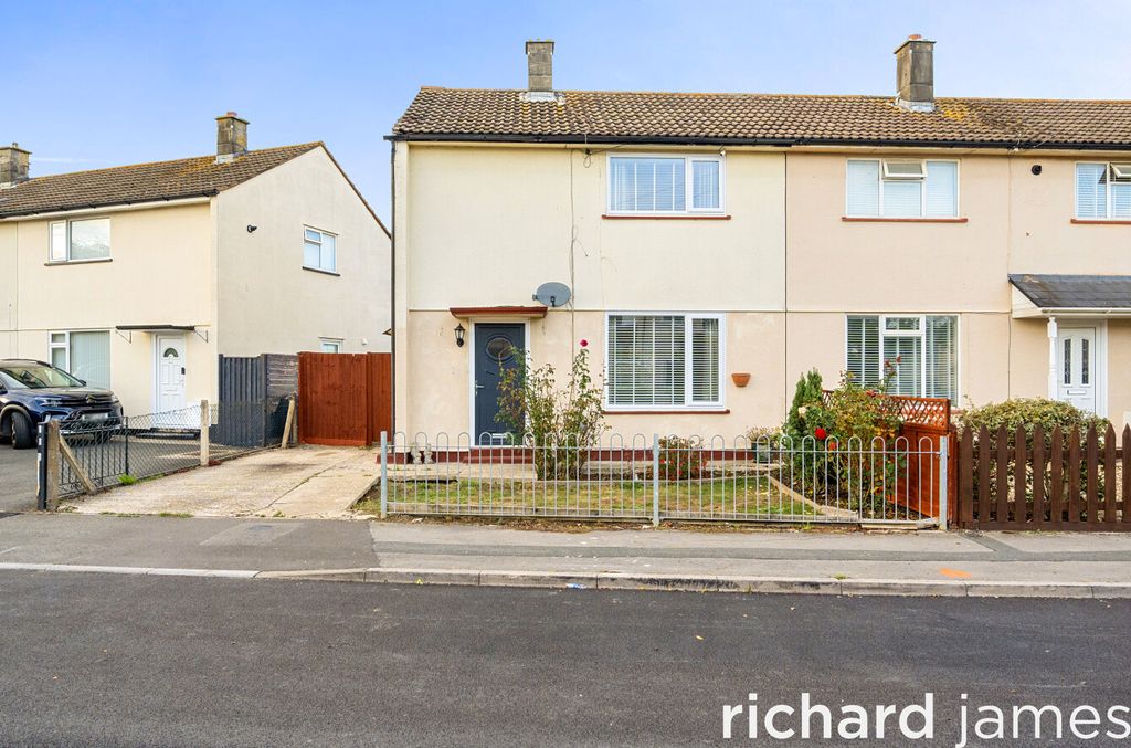 Property photo 1 of 12 331889F734B6435Aaf42Adbcffe31F02