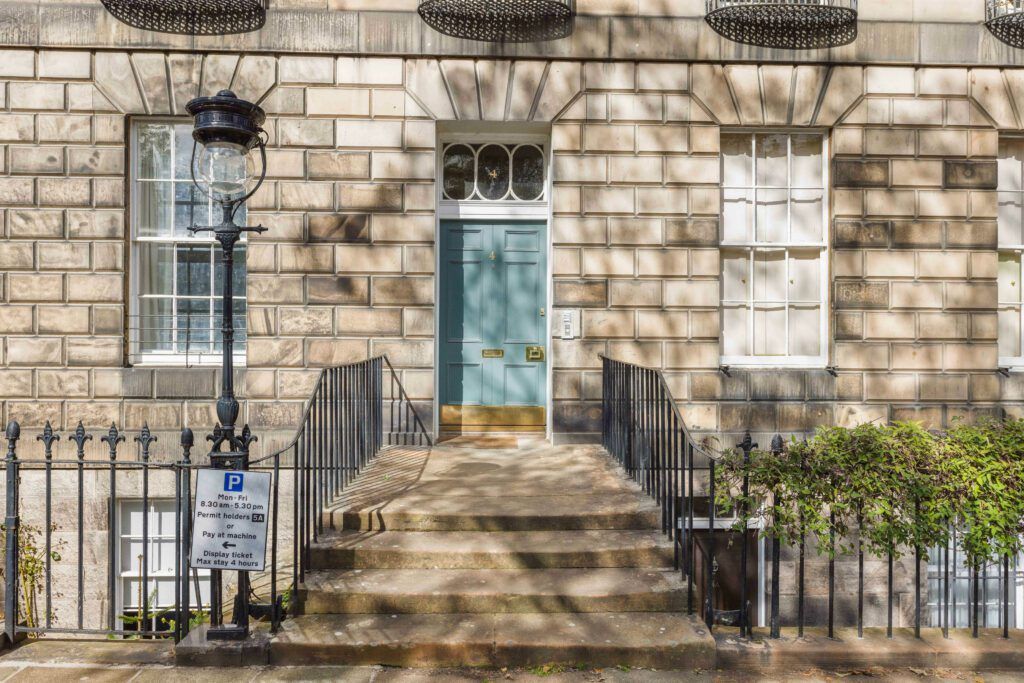 Property photo 1 of 34