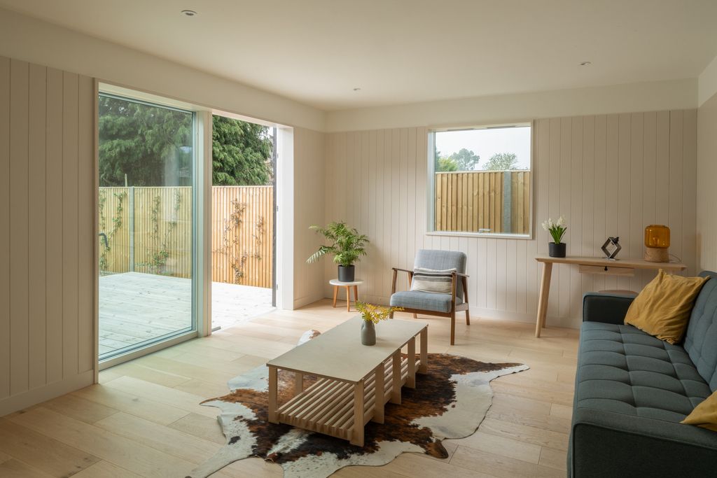 Property photo 1 of 19 330707 - 2Gardencourt_Highres-6.Jpg