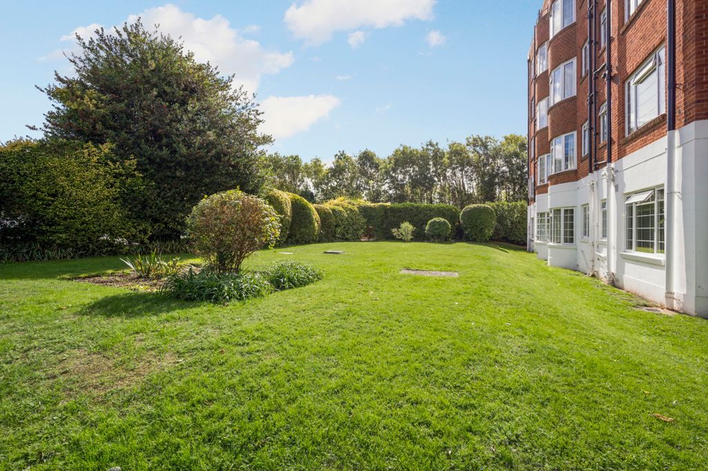 Property photo 1 of 11 Picture No. 10